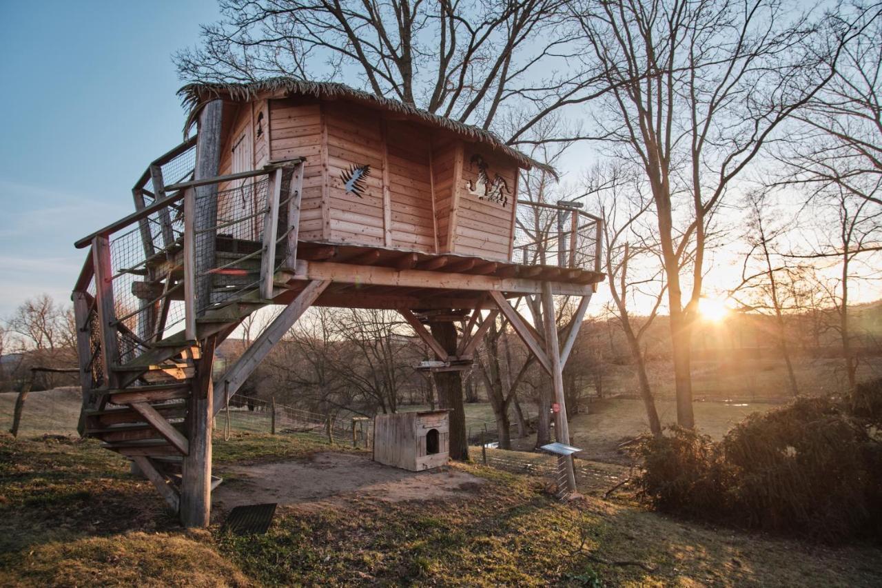 Villa Treehouse Kremilek Jesenice  Exterior foto