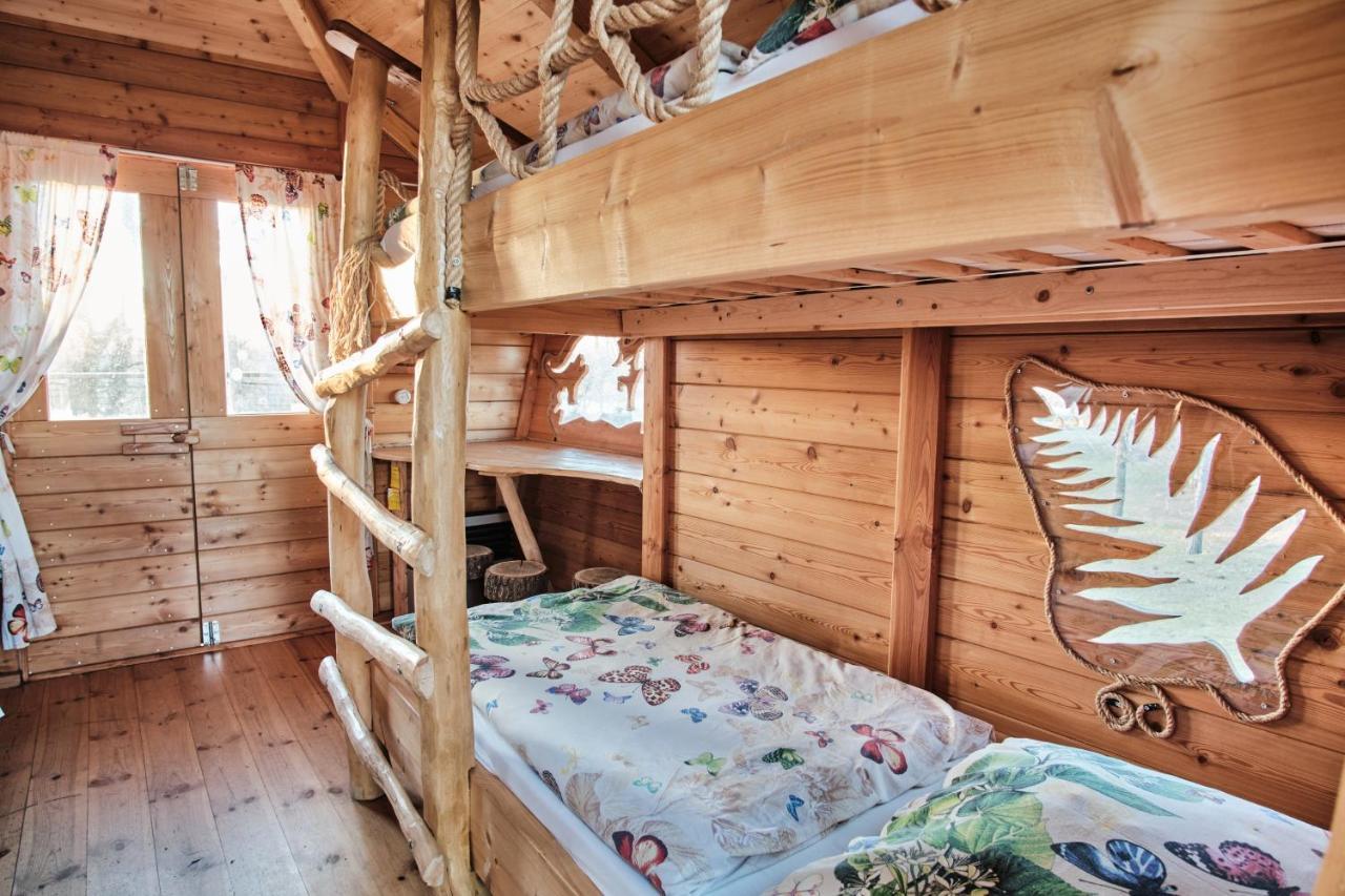 Villa Treehouse Kremilek Jesenice  Exterior foto