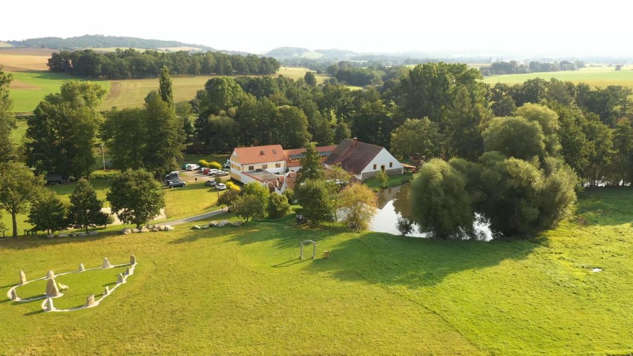 Villa Treehouse Kremilek Jesenice  Exterior foto