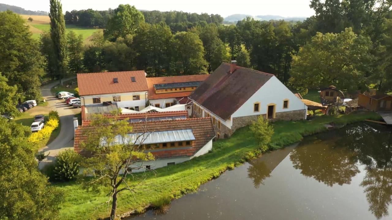 Villa Treehouse Kremilek Jesenice  Exterior foto